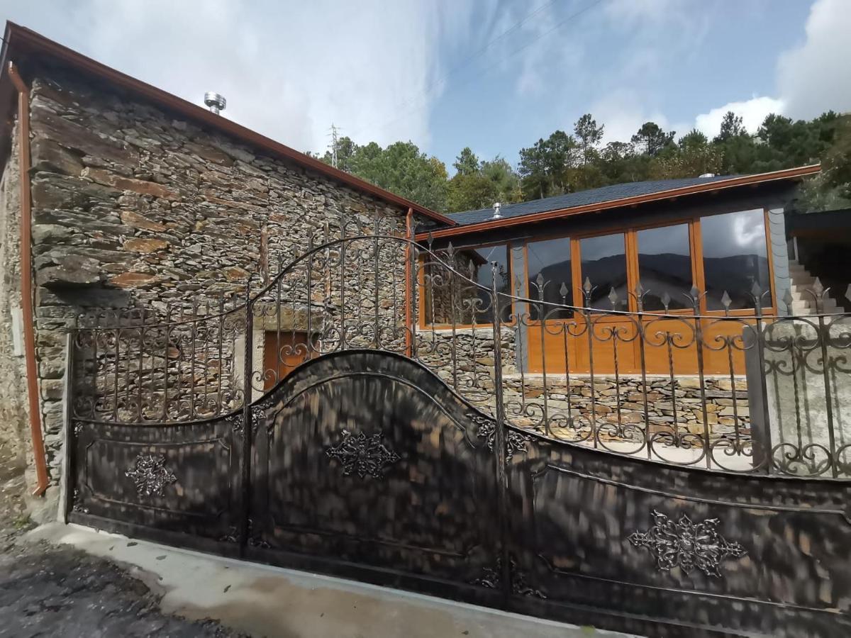 ヴィラ・レアル Casa Do Julien Mountain Experienceヴィラ エクステリア 写真
